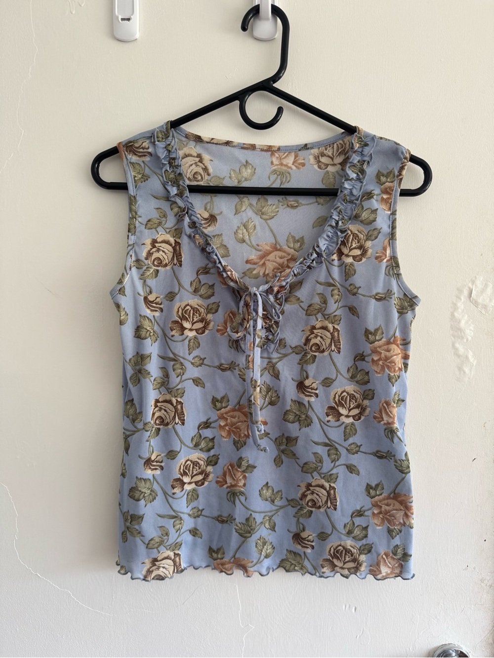 Sleeveless Floral Ruffle Tie-Front Top in Light Blue